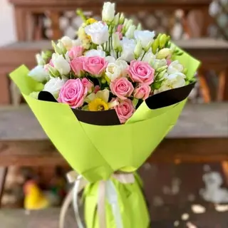 Buchet tros Lysia