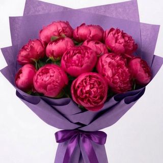Buchet 11 bujori fuxia