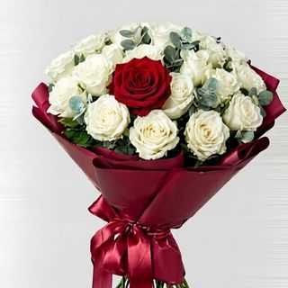 Buchet majorat, trandafiri albi 18+1