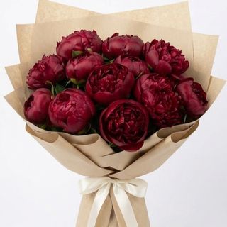 Buchet 11 bujori bordo