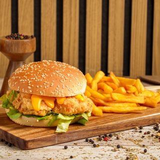 Meniu Crispy Burger