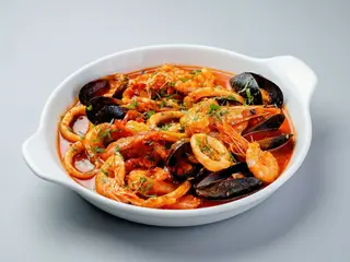 Tigaie picanta fructe de mare