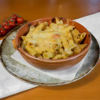 Penne cu gorgonzola si rosii cherry gratinate