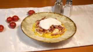 Mamaliga cu branza de burduf