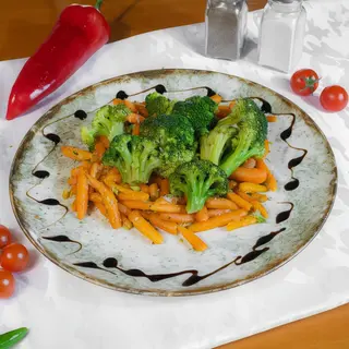 Broccoli cu morcovi