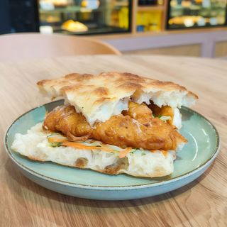 Golden Chicken Sandwich (300 gr)