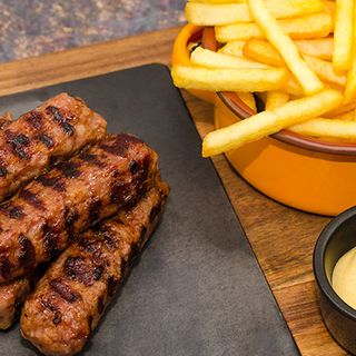 Platoul romanului nationalist