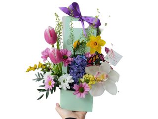 Aranjament Primăvară cu orhidee