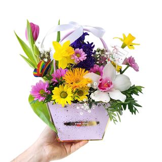 Aranjament cu orhidee color