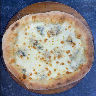 Pizza Quattro Formaggi Ø32cm