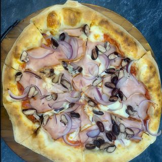 Pizza Taraneasca Ø32cm