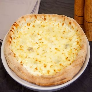 Pizza Quatro Formaggi Ø 32cm
