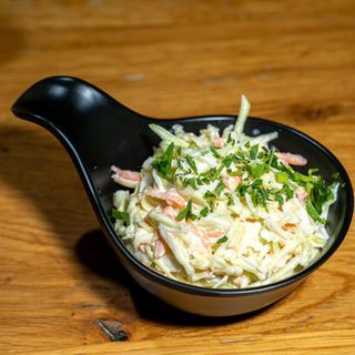 Salată coleslaw