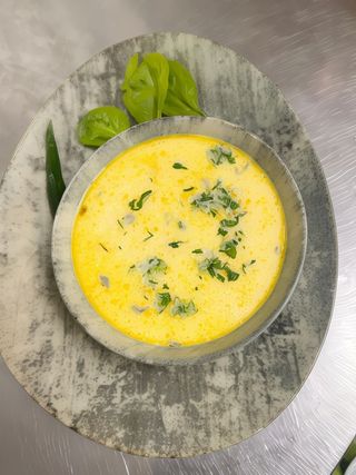 Ciorba radauteana de pui