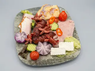 Platou traditional