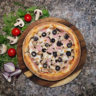 Pizza Capriciosa medie 32cm