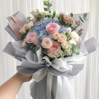 Buchet SURPRIZĂ M