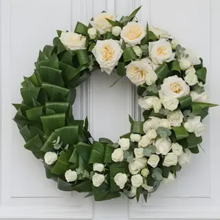 Coroanafunerara cu trandafiri si aspidistra