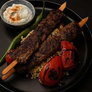 Adana Kebab cu Bulgur 450 Gr.