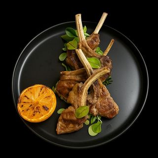 Cotlete de Berbecuț cu Bulgur 500 Gr.