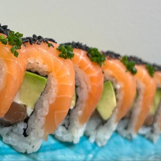 Special salmon roll