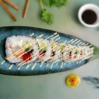 Shrimp tempura futomaki