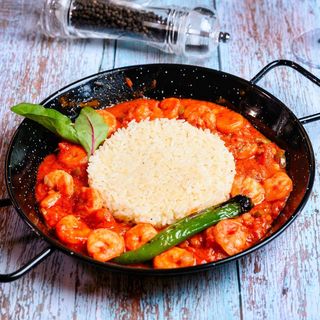 Creveți în sos picant