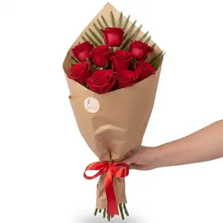 9 Trandafiri rosii