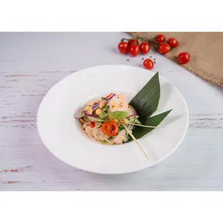 Salată de noodles cu fructe de mare