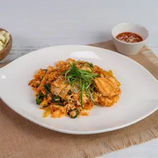 Noodles de fasole mung cu pui