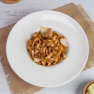 Noodles cu porc