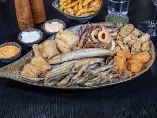 Platou Pesco Mare (3-4 persoane) - 1.360 kg