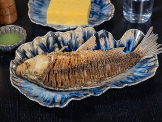 Caras prajit cu mamaliga si mujdei - 540g