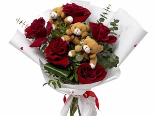 Buchet Trandafiri rosii și 3 Ursuleți