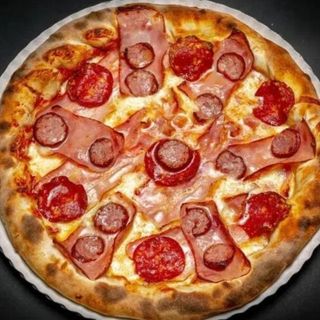 Pizza Carnivora Medie 650 Gr.