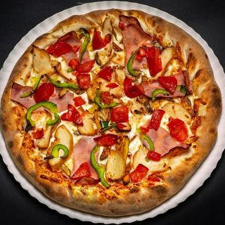 Pizza Speciala Medie 715 Gr.