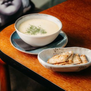 Supa greceasca de pui cu lamaie si orez