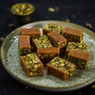 BALORIE CU FISTIC - 300 g