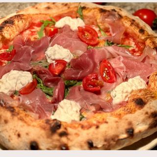 Pizza Prosciutto Crudo cu Straciatella Ø32cm