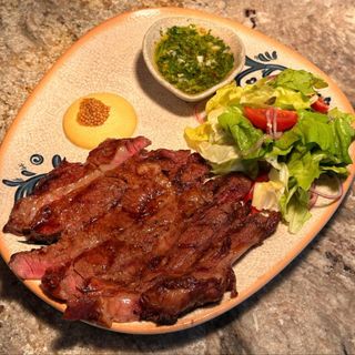 ANTRICOT CREEKSTONE PRIME SUA GATIT LA FOC DESCHIS