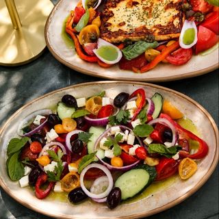 SALATĂ GRECEASCĂ reinterpretată