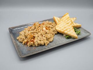 Creier cu ceapă la capac