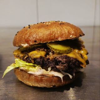 Classic smash burger