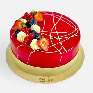 Tort cu fructe de padure