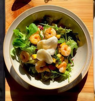 Salata exotica cu creveți