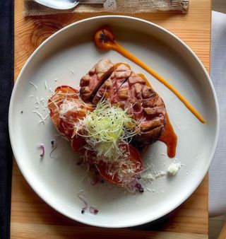 Piept de rata cu cartofi dulci și sos asiatic