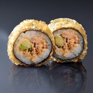 Tuna tempura roll