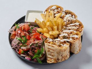 Platou shaorma arabeasca pui + cheese pui + cola 1l