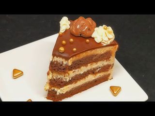 Tort cu ciocolată și inserție de caramel