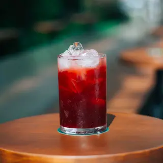 Artisanal tonic water